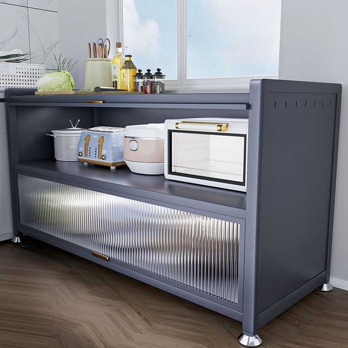 Кухонный шкаф есть\eshikli oshxona javoni idish va oziq-ovqat uchun