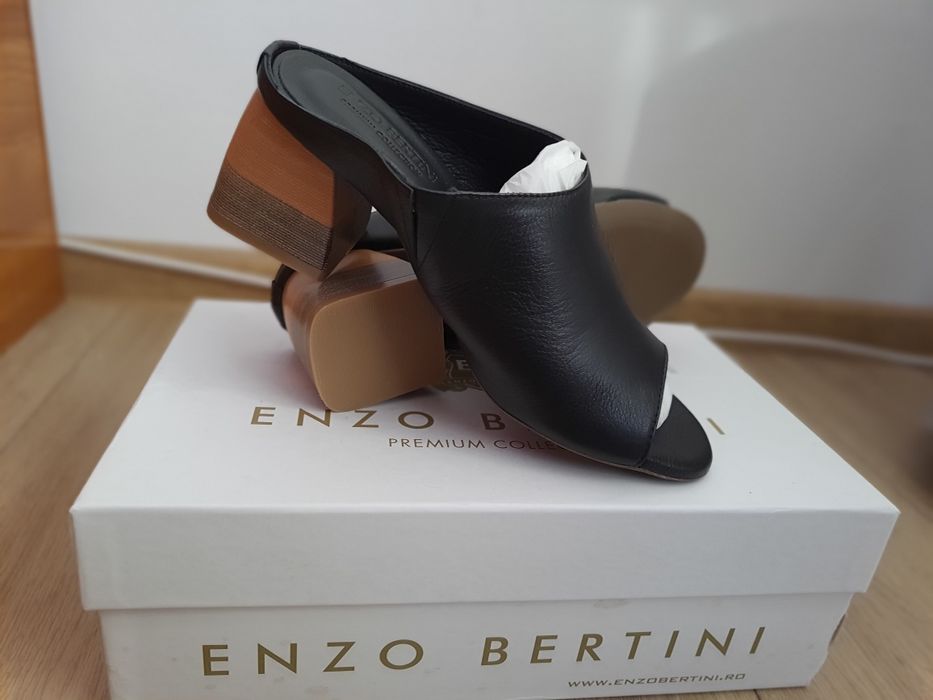 Vând saboți piele Benvenuti