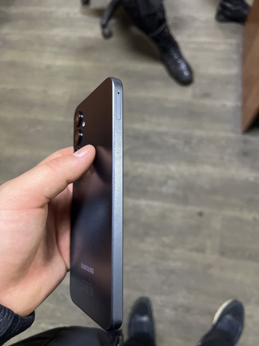 Самсунг А 16