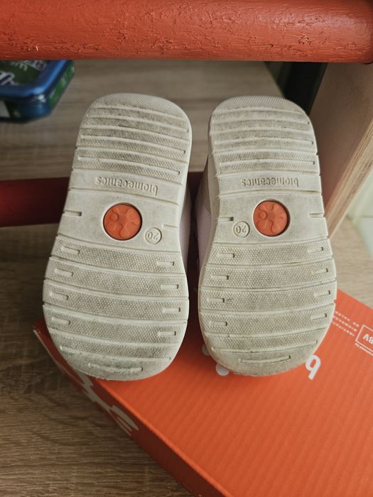 Обувки Biomecanics, размер 20