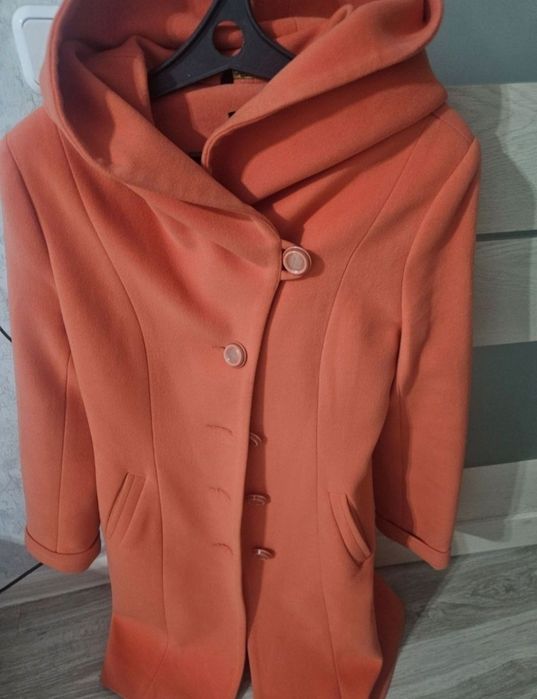 Пальто новое 44-46