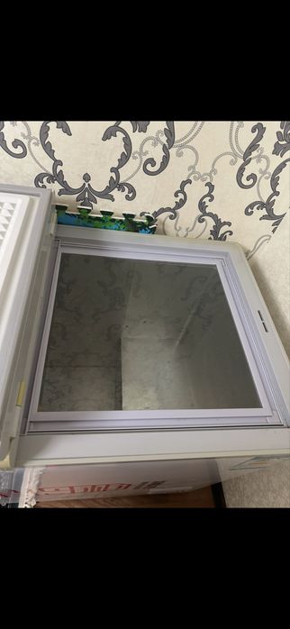 Продам морозильную камеру