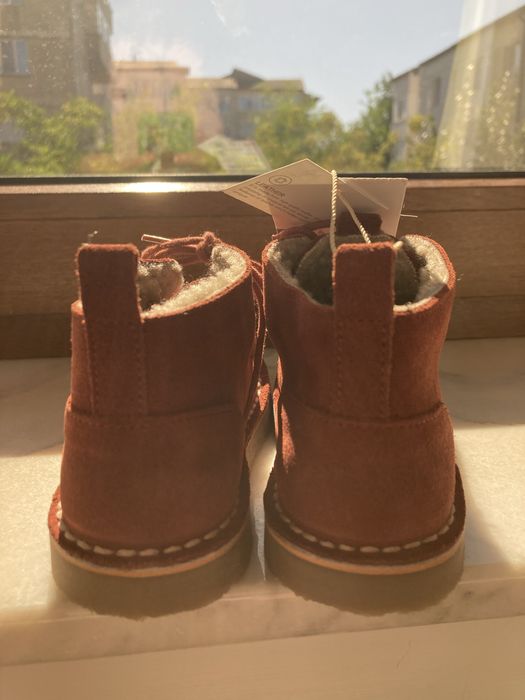 Ghete Zara marime 26 , noi !