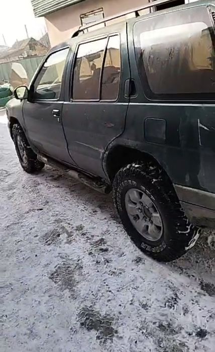 Ниссан террона внедорожник