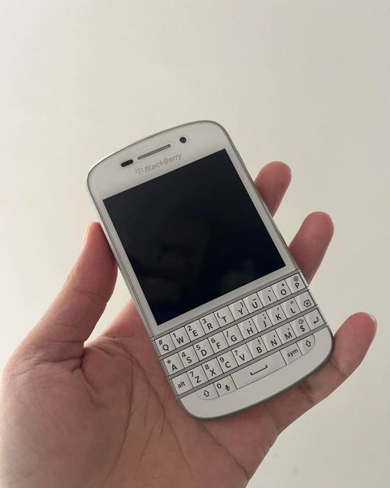 BlackBerry Q10-impecabil!