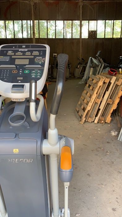Precor AMT 100i - професионален
