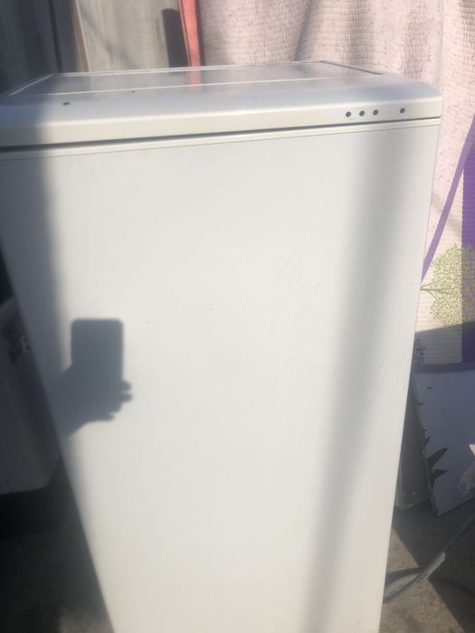 Холодилник сатылады истеп тур