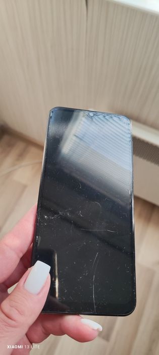 Телефон Samsung A50