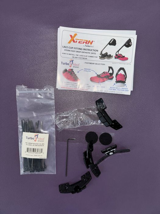 Orteză dinamică pentru picior – suport flexie dorsală (post-AVC)