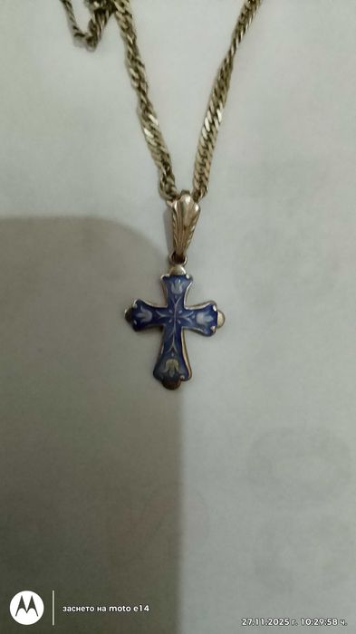 Сребърно синджирче с кръстче