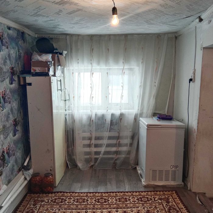 Продам дом в хорошем районе обл. Больница .центр рынка