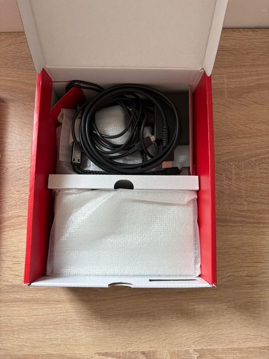 Nitendo Switch Oled White - Ca nou, complet, cutie+husa originală