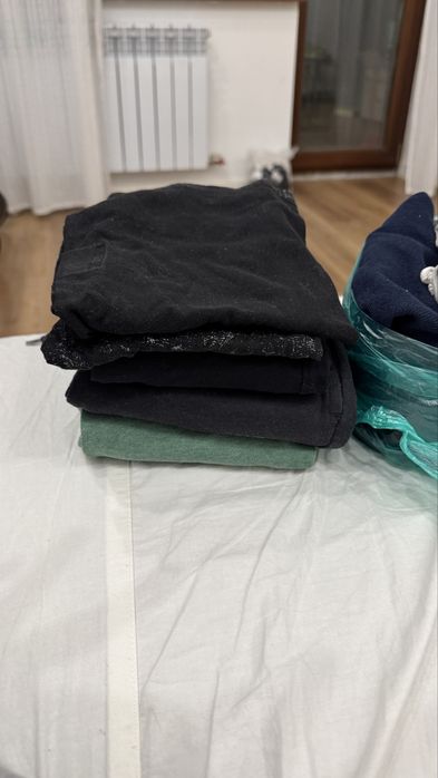 Отдам бесплатно детские вещи