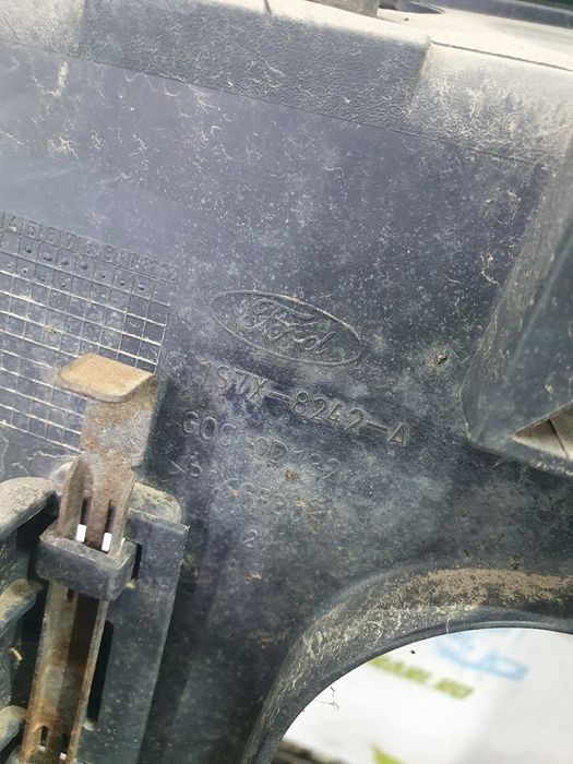 Trager calandru 2.0 tddi d5ba 1s7x-8242-a Ford Mondeo MK3 (2000 - 2003)