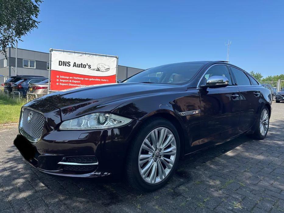 Dezmembrez Jaguar XJ 3.0D 306DT, 160.000km