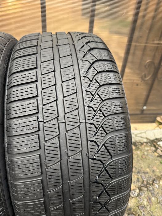 Anvelope 245 40 19
