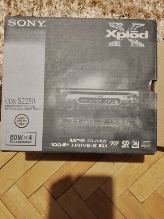 Casetofon Sony CDX -S 2250