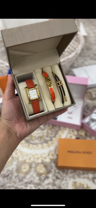 Браслеты  бижутерия