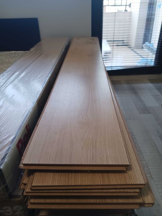 Ламинат 27 квадрата  8мм AC4 Class 32