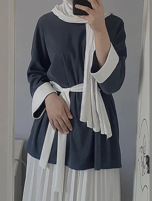 Кофта темно синяя