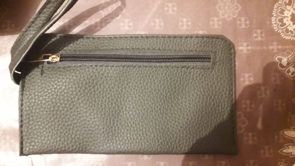 Сумочка  компактная 4 в 1