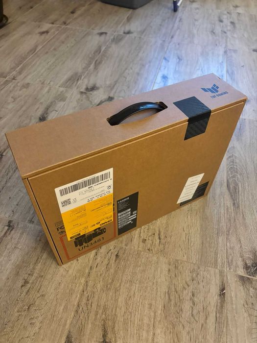 Laptop Gaming ASUS TUF F16  sigilat