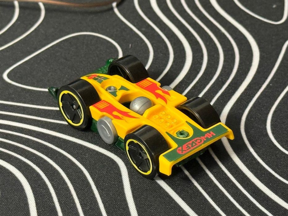 Машинки hot wheels