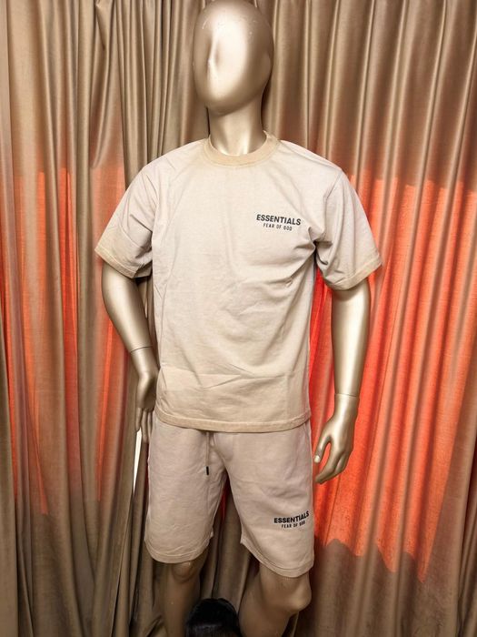Compleu de barbat nou cu etichetă măsura S M L XL XXL