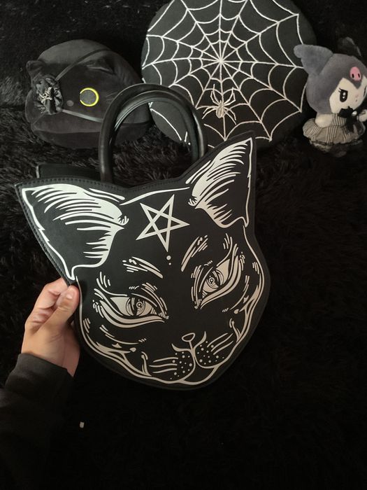 Goth alternative кожена чанта