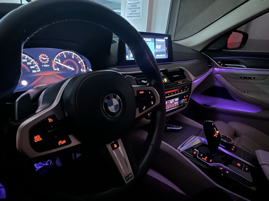 BMW 530dX G30 Seria 5 Luxury Line