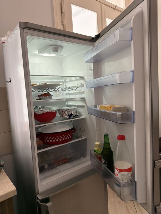 Combina frigorifica  Beko