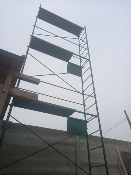 Schelă pe roți demontabilă