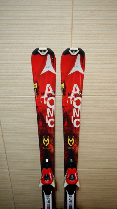 Schiuri atomic 130 cm -clapari ski