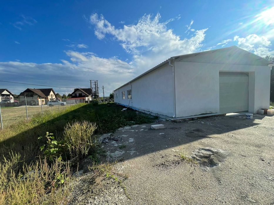 Inchiriez hala 350 mp cu teren 1350mp Tautii Magheraus