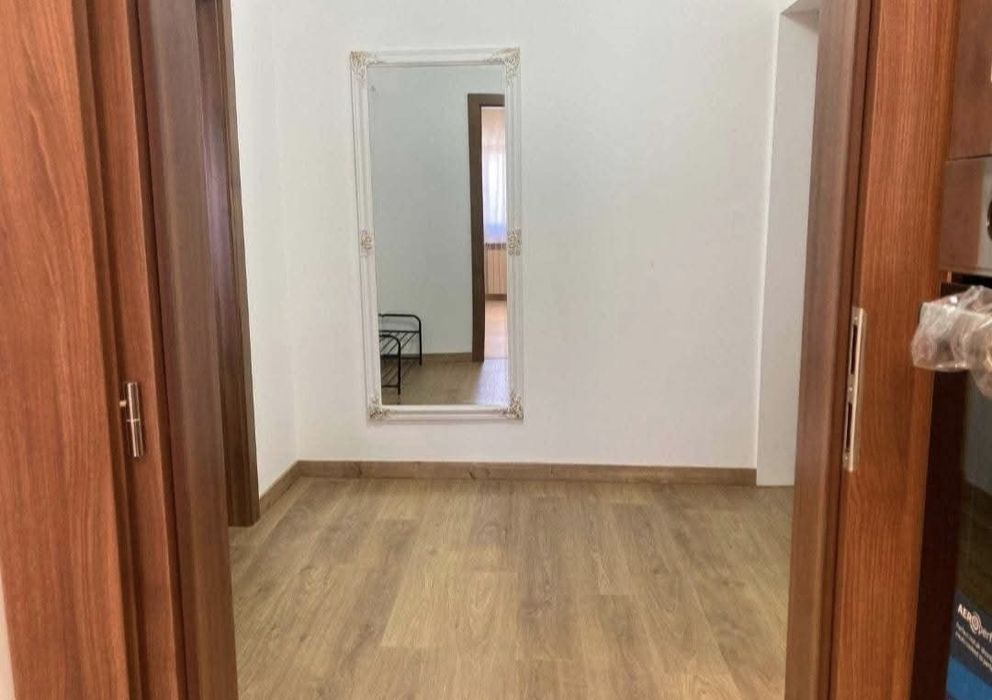 Inchiriez apartament cu 2 camere