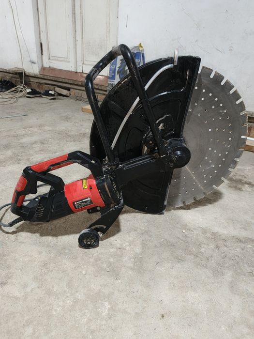 Аппарат для резки бетона