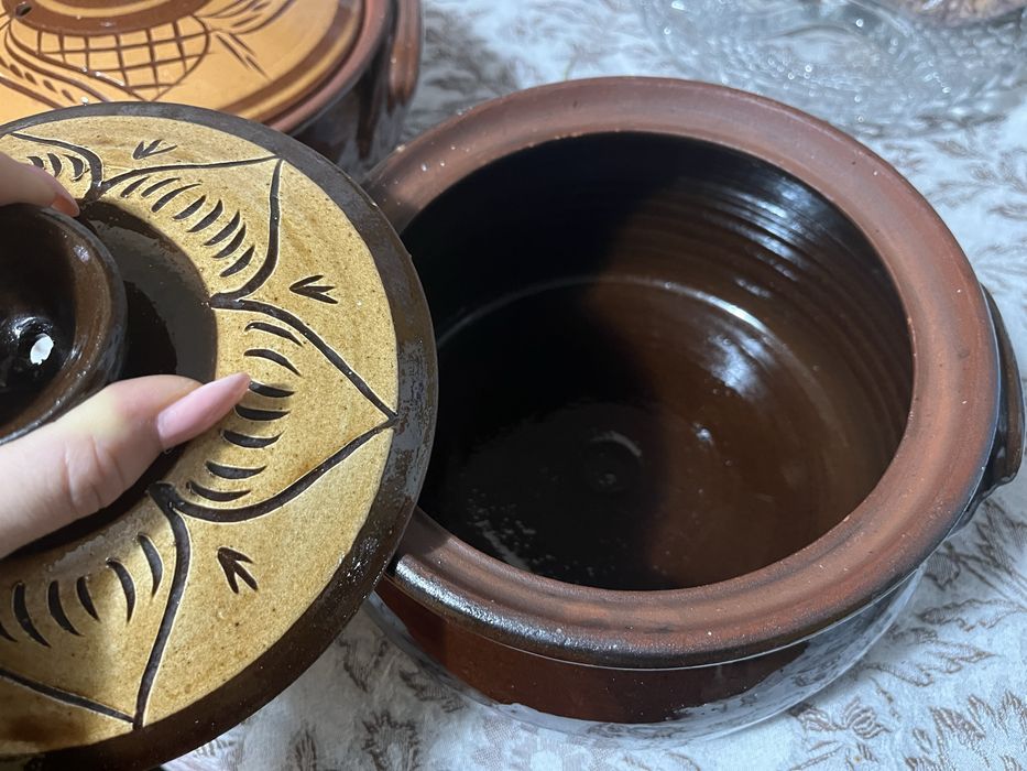 Глинени съдове (гювечета)