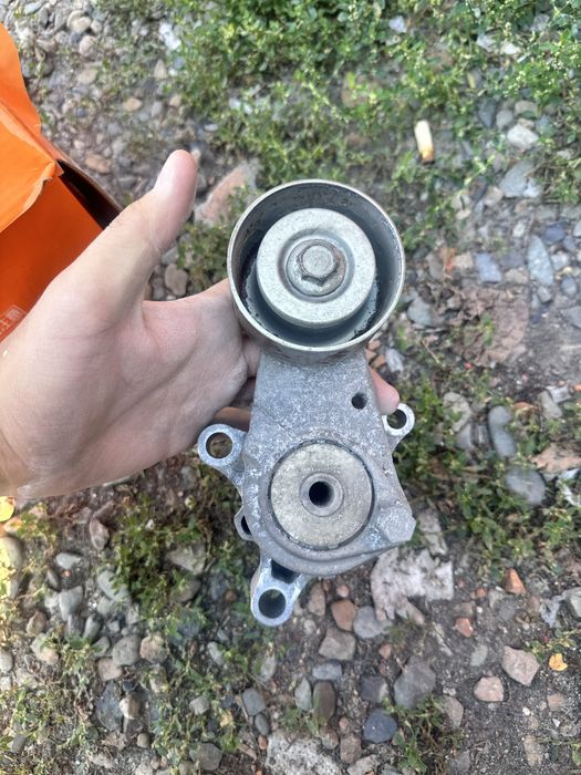 MASUMA Belt Tension Idler — натяжной ролик ремня.