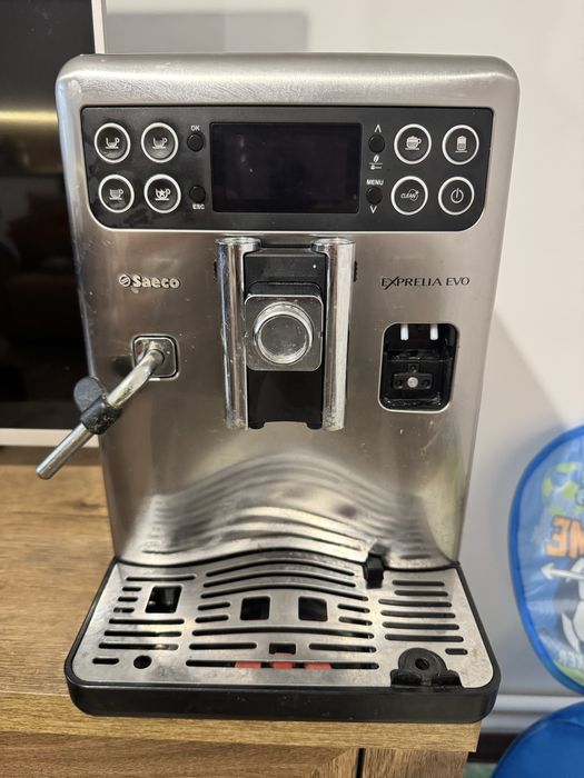Vand aparat cafea Saeco Exprellia Evo
