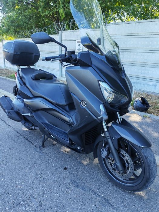 Yamaha X-Max 400cc