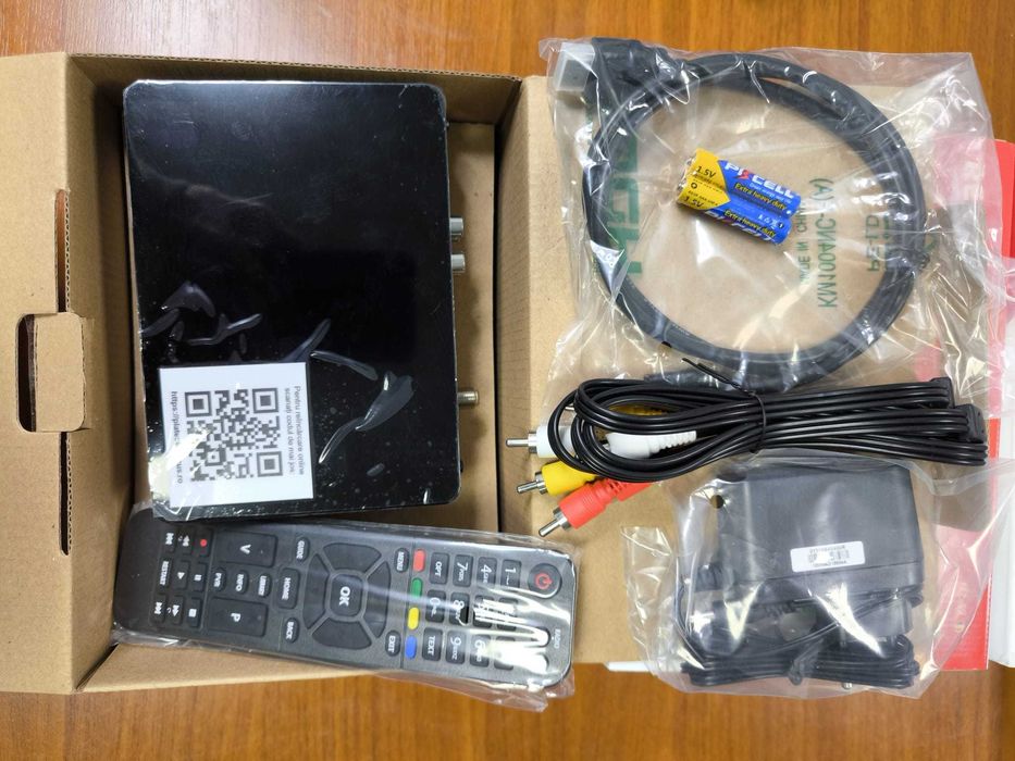 Receptor Focus Sat HD MZ52 nou + vizionare 2 luni pachet Acces