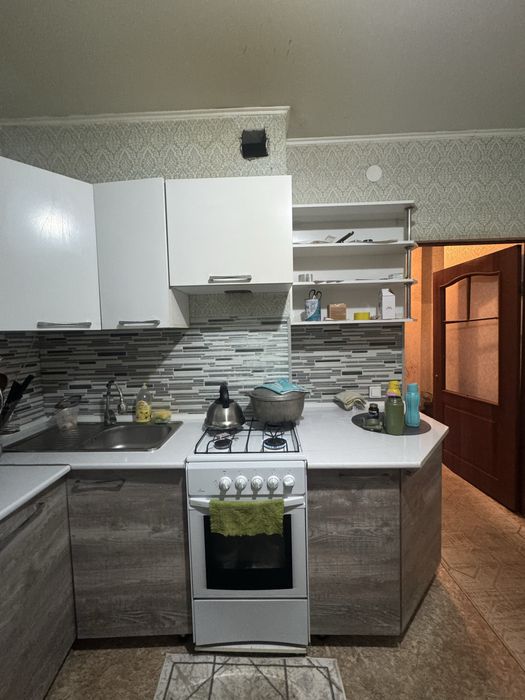 Кухинний гарнитур