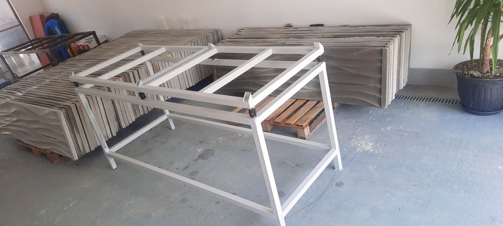 Masa vibranta  placi gard,stâlpi,pavele
