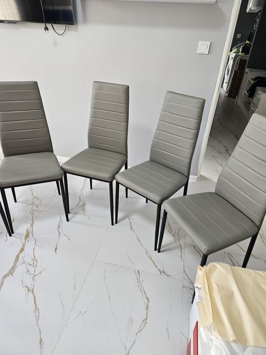 Нови кухненски столове