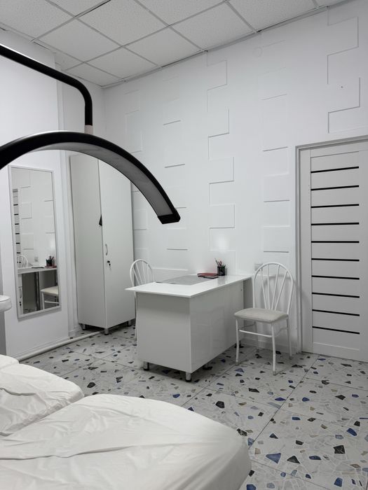 Сдам место для косметолога