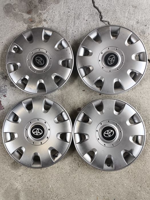 Оригинални тасове Toyota 16"