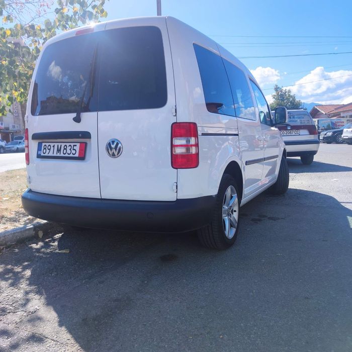 Продавам Volkswagen Caddy