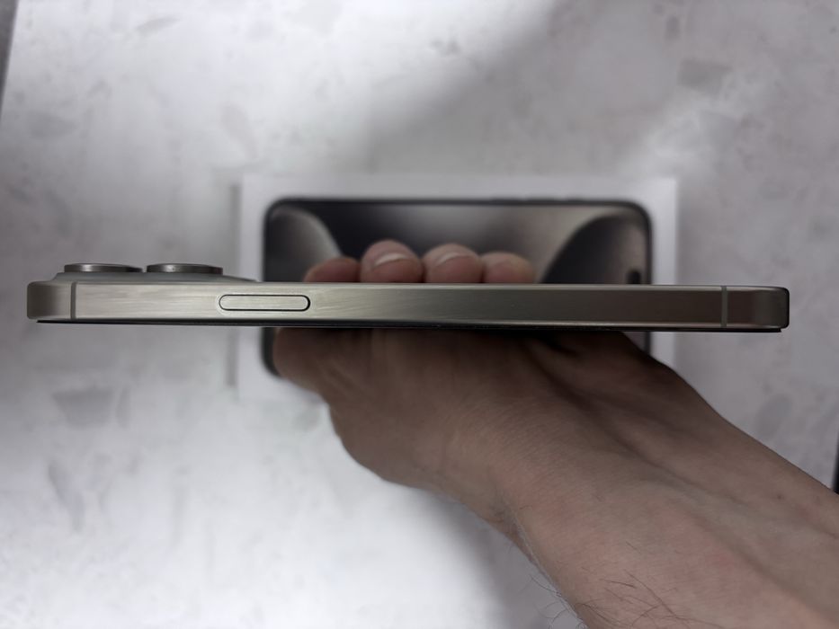 Iphone 15 pro max 256GB