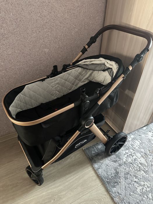 Продам коляску