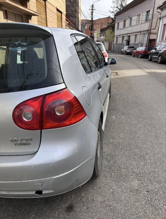 Vand Golf 5 Benzina